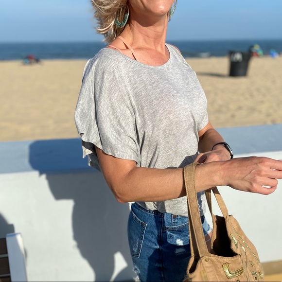 Scoop back flutter tee - Picture 5 of 5